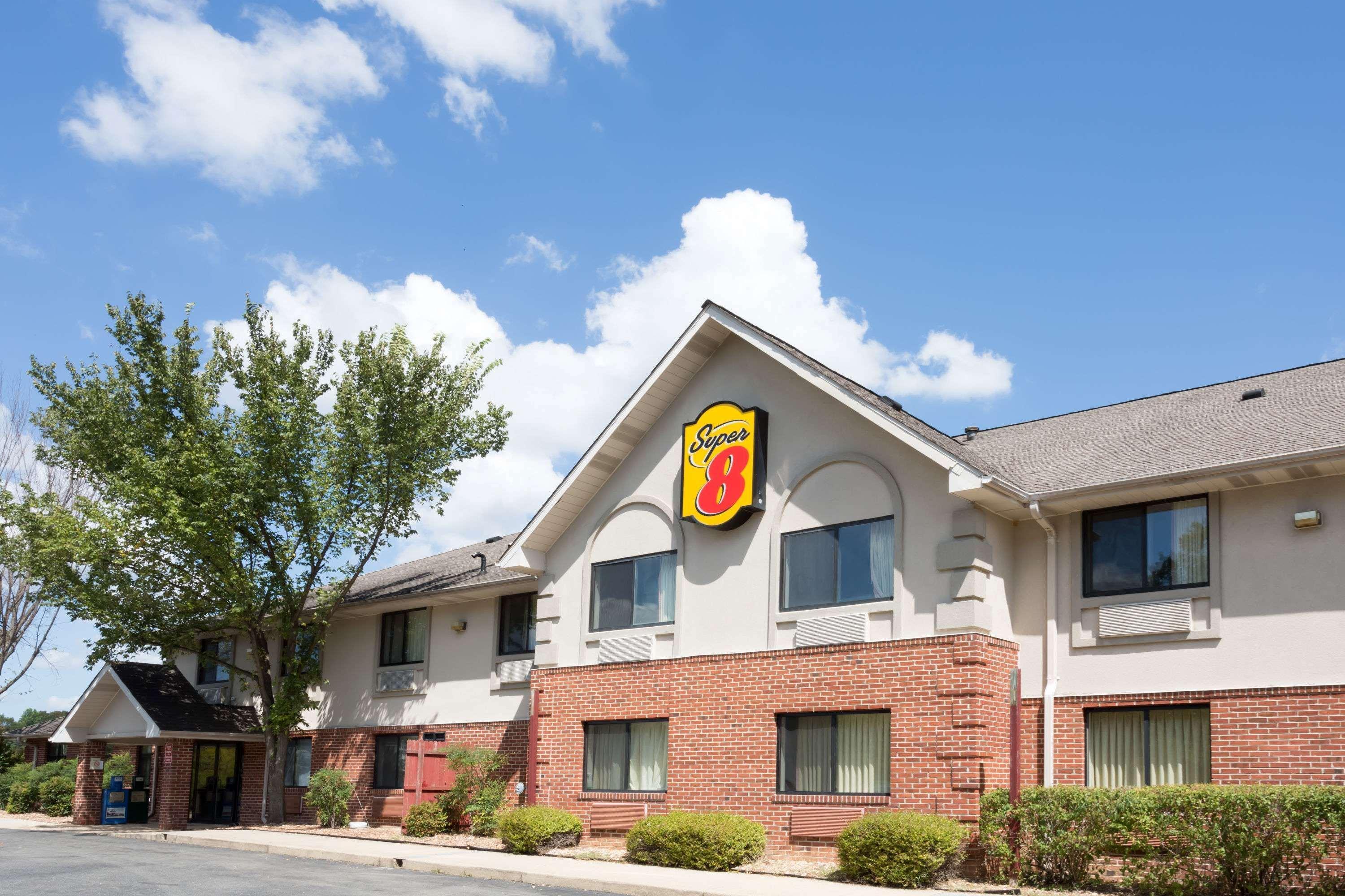 Super 8 By Wyndham Prince Frederick מראה חיצוני תמונה